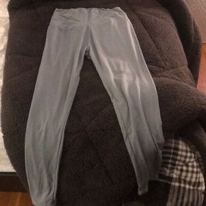 Never worn light grey leggings.